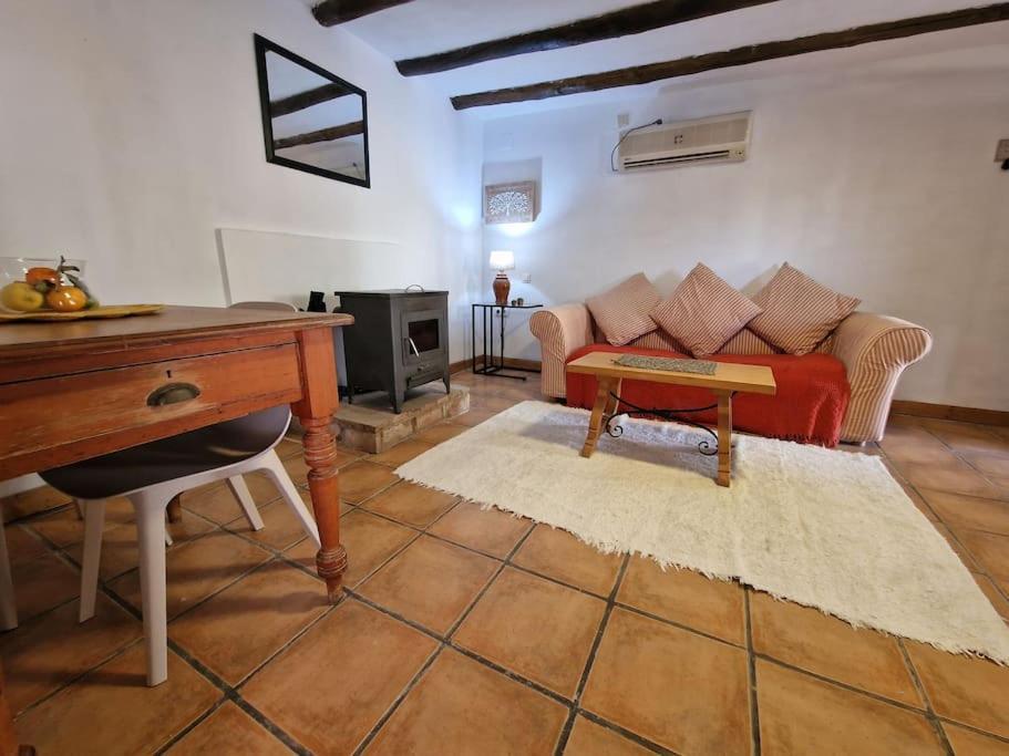Casa Musica An Enchanting One Bed Cottage Lubrín Eksteriør bilde